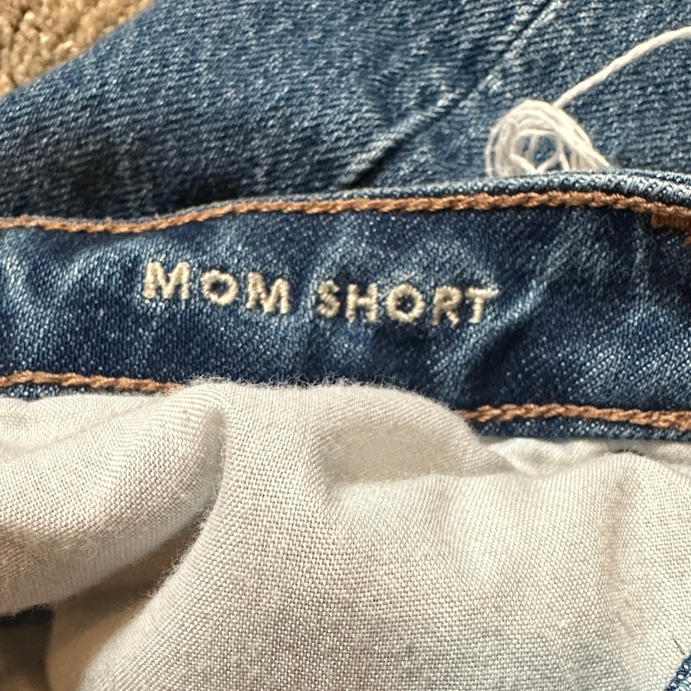 American Eagle Outfitters Blue Ripped Mom Shorts - Picture 4 of 5